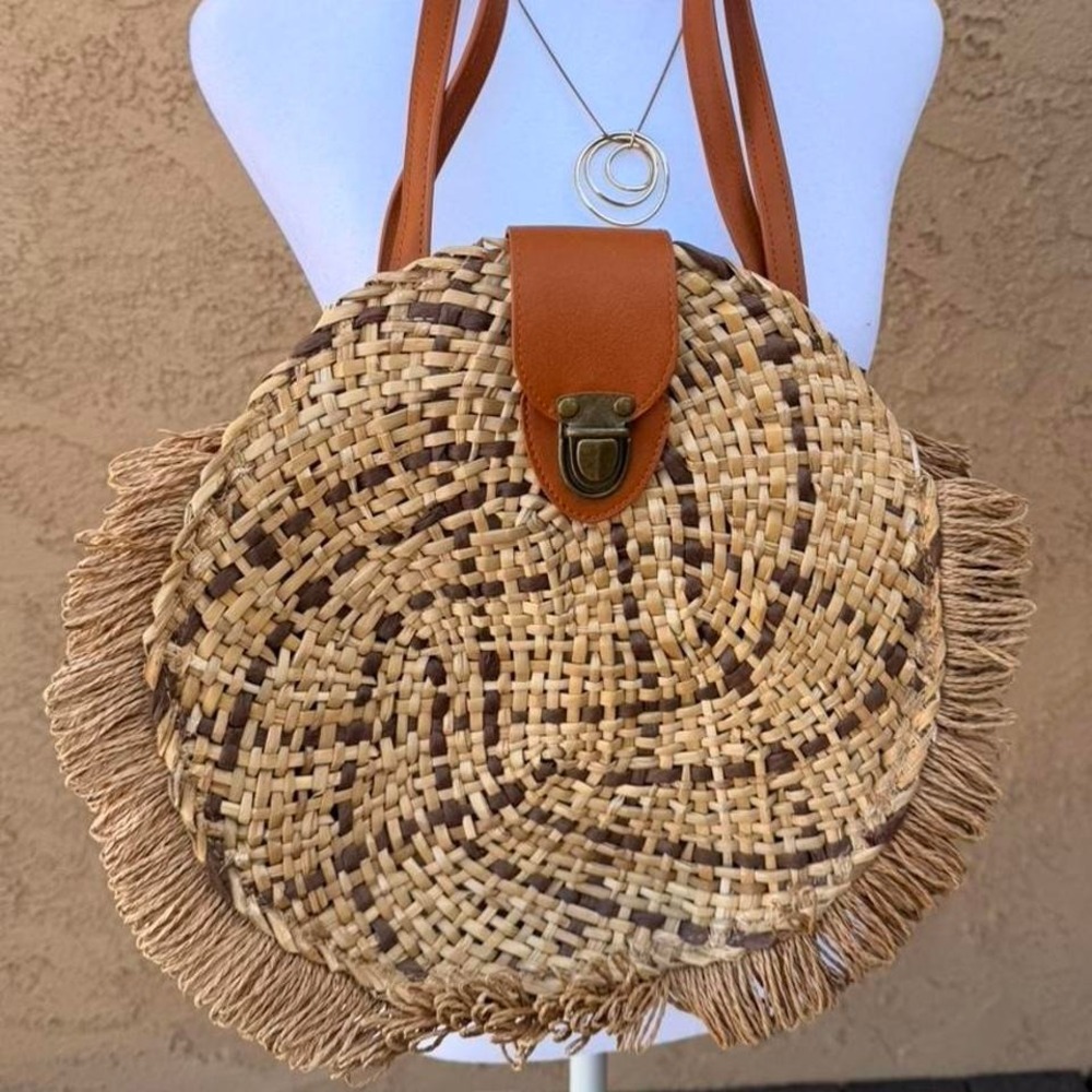 beachy straw boho bag